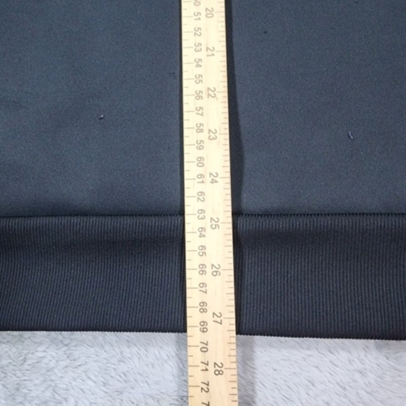 Adidas Vegas Golden Knights NHL Sweater I  Zipper Pockets Men's Size Large (EUC) - Picture 10 of 10